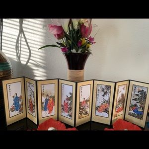 Authentic Korean home decor with scripts at back!